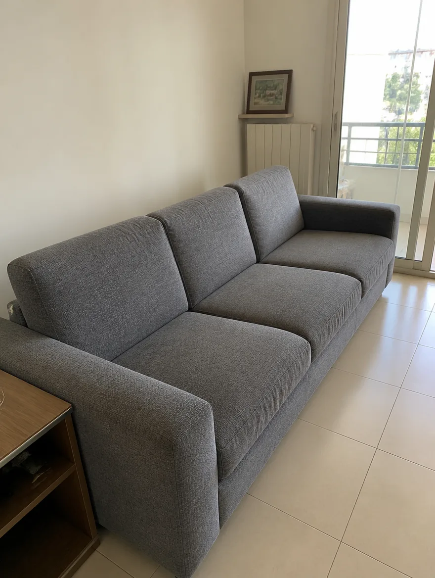 Grey 3-seat sofa, 2.5 m, moving abroad