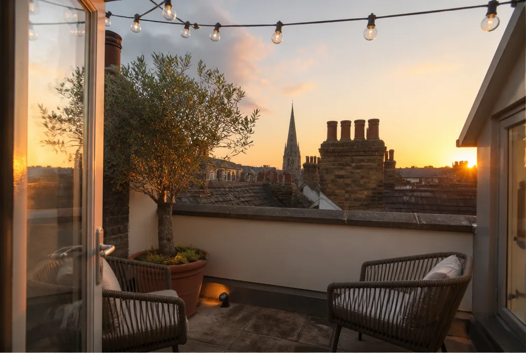 4 Springfield Mews, Kings Road, Harrogate — further view