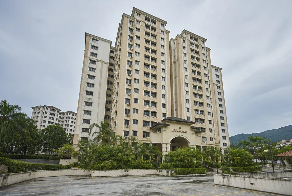 Exterior, Cengal Heights