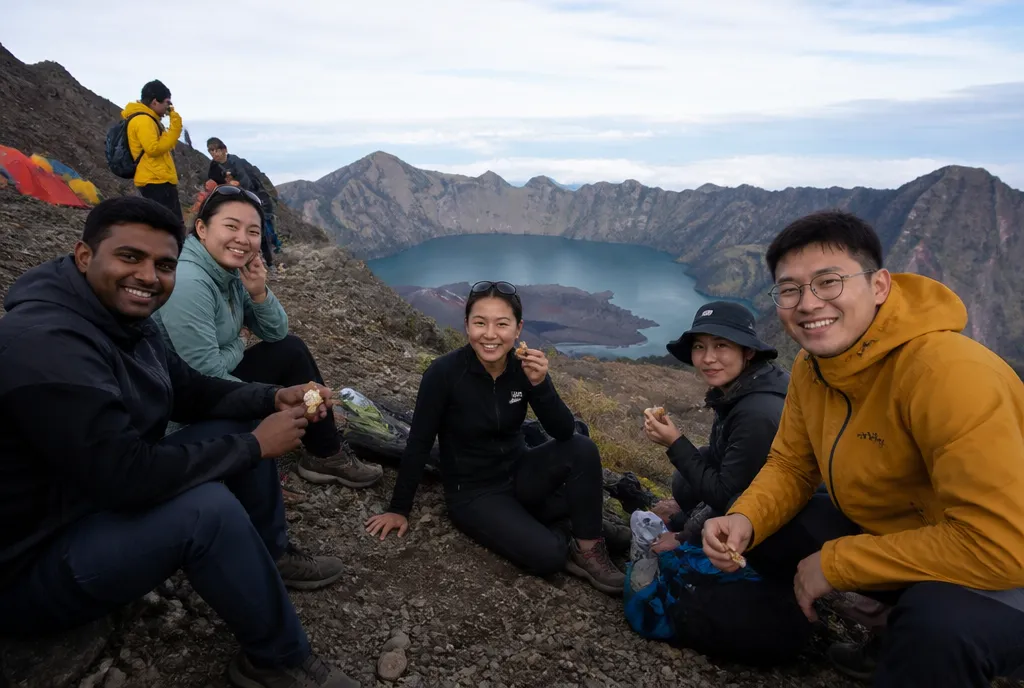 Mount Rinjani Summit, Lombok trail break