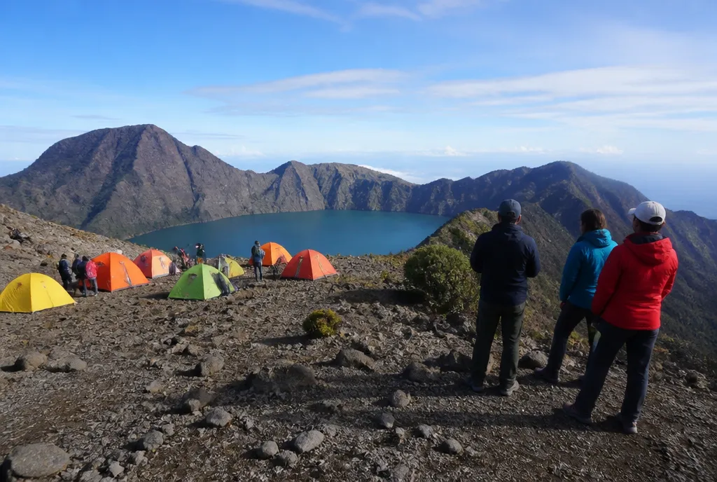 Sembalun crater rim