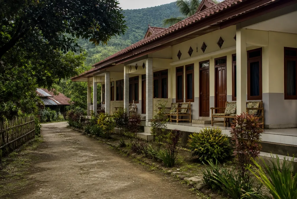 Senaru village hotel
