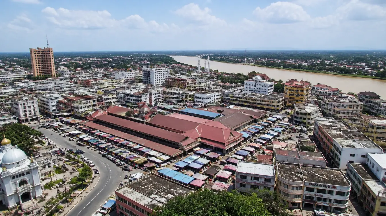 An overview of Kota Bharu in Kelantan with the town centre and its markets